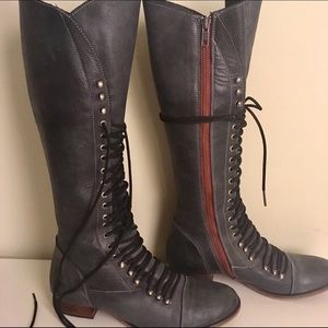 Steve Madden Perrin Grey Lace Up Boots Size 10